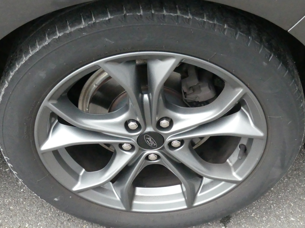 Ford Focus — 25