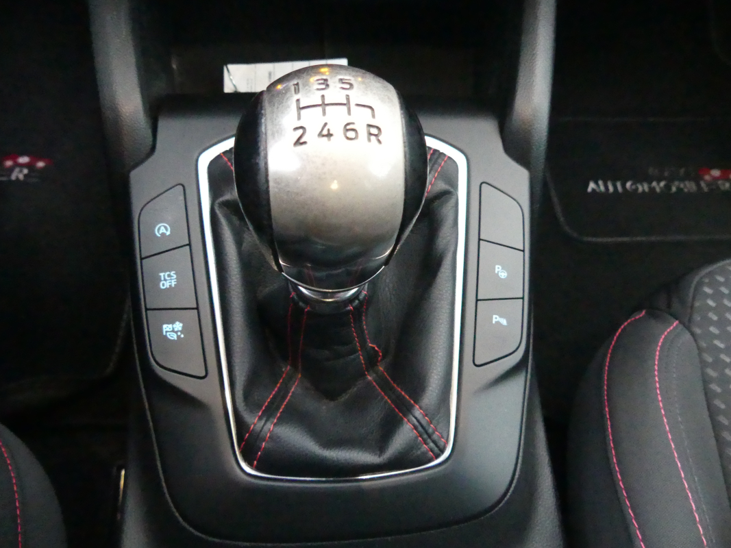 Ford Focus — 16