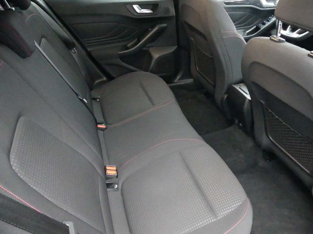 Ford Focus — 14