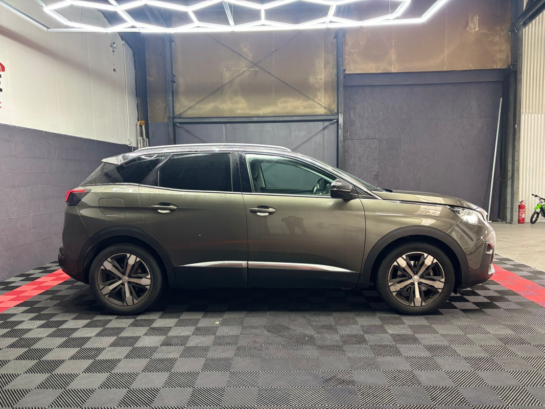 Peugeot 3008 — 4