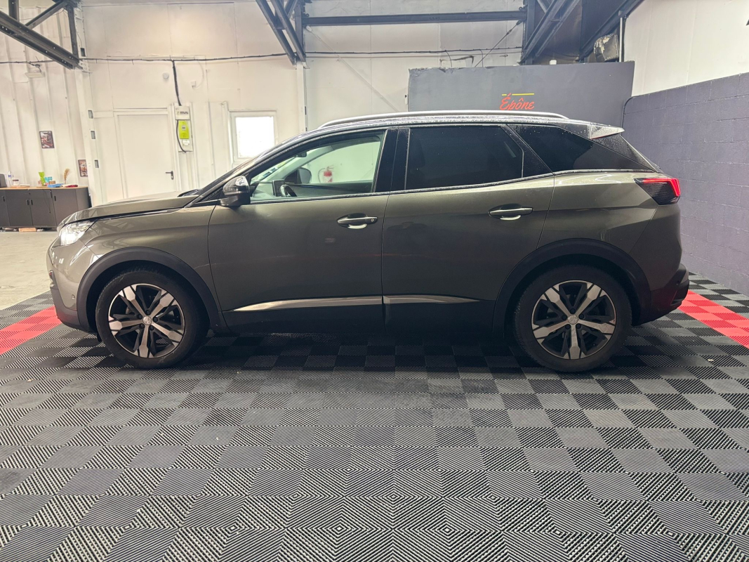 Peugeot 3008 — 8