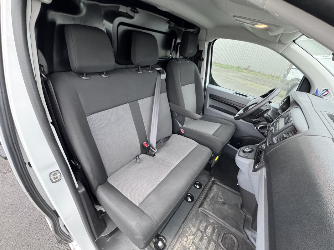 Citroen Jumpy — 12