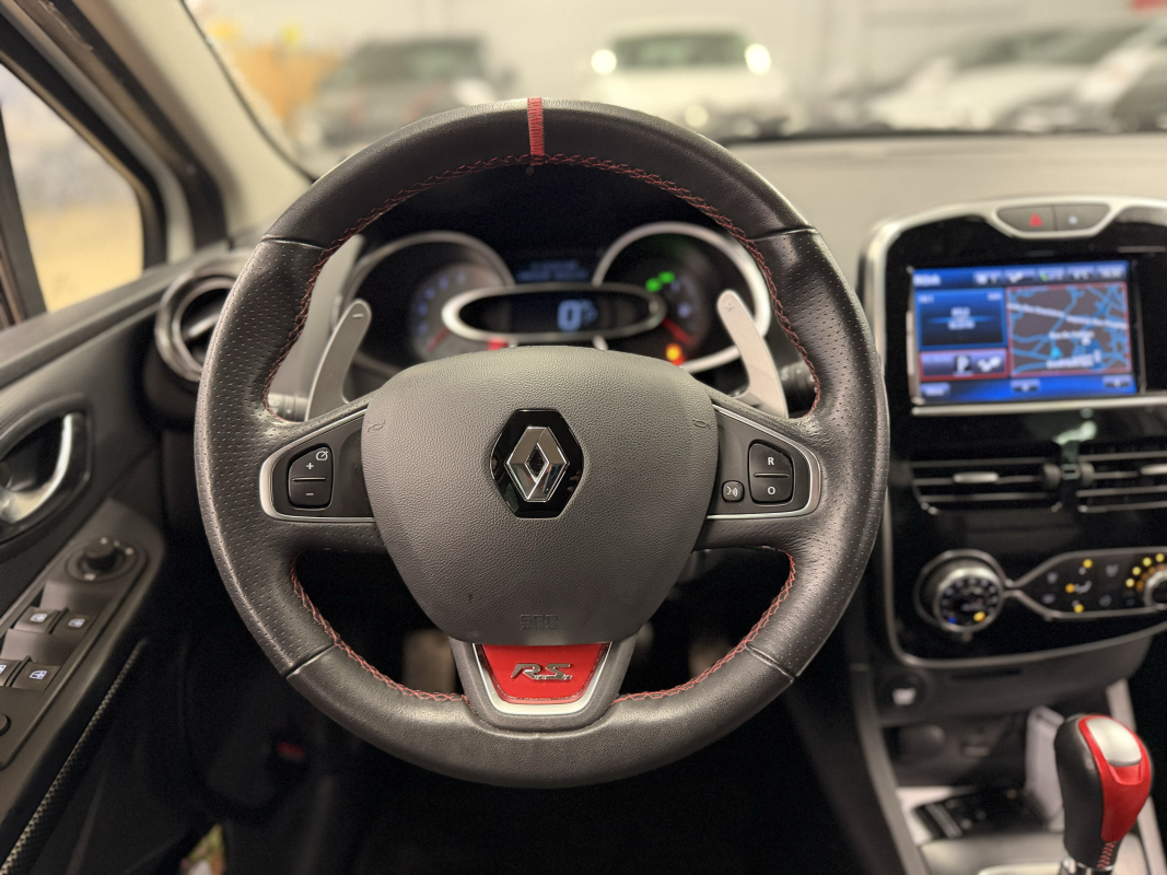 Renault Clio — 20