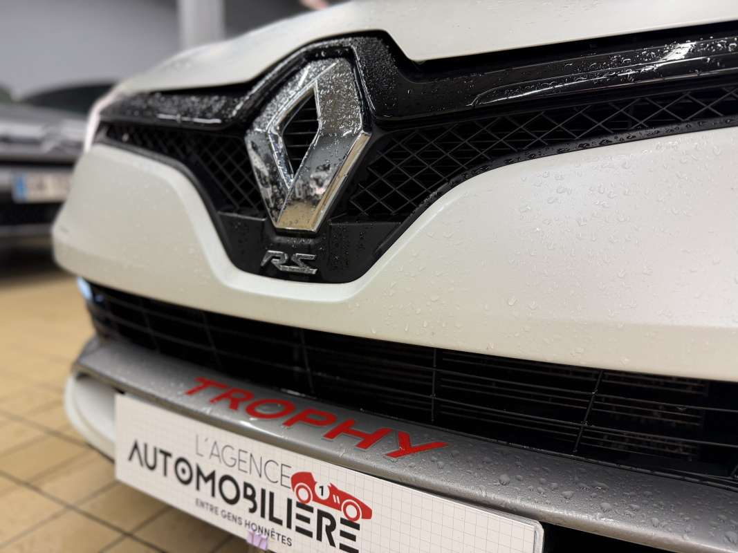 Renault Clio — 38