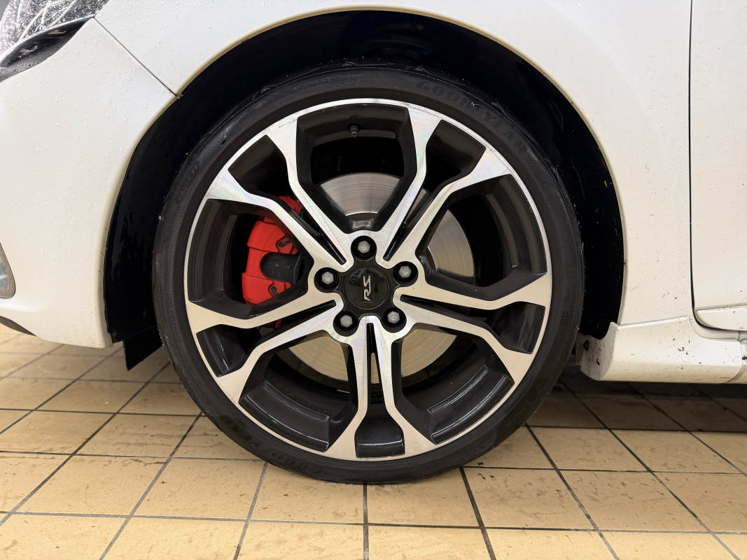 Renault Clio — 33
