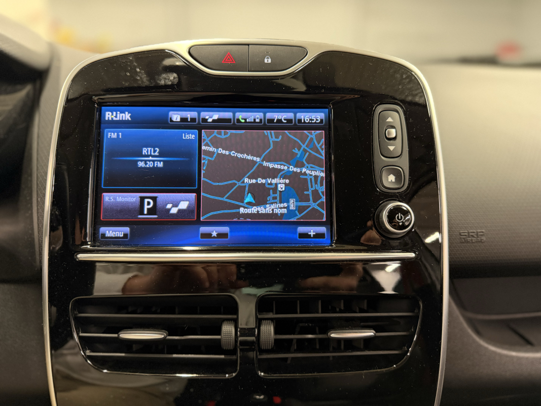 Renault Clio — 24