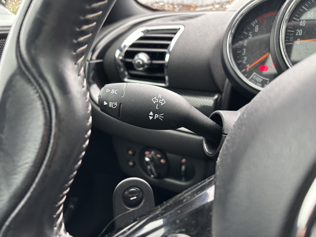 Mini Clubman — 25