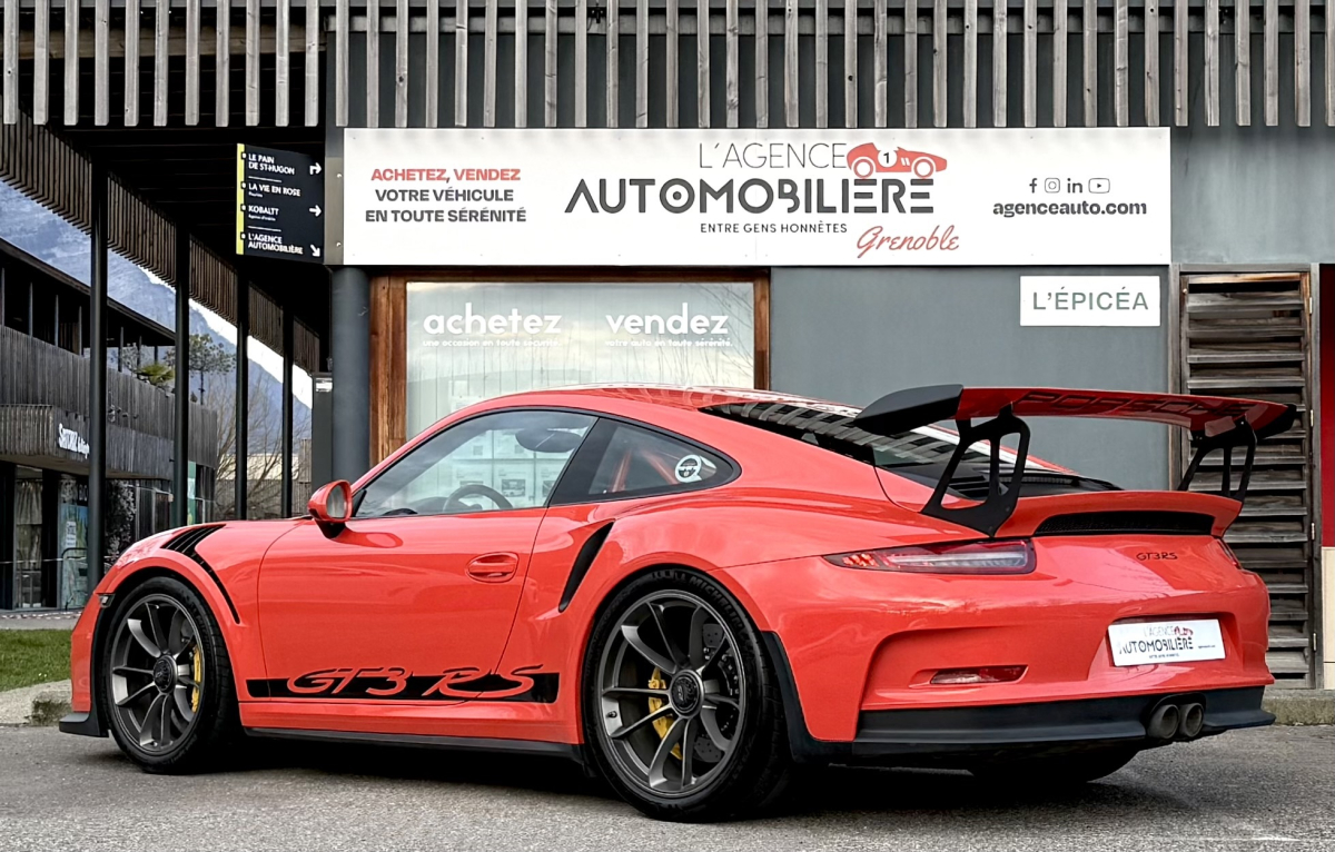 Porsche 911 — 3