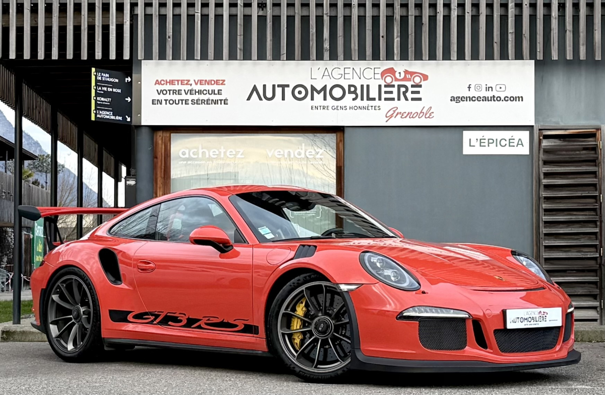 Porsche 911 — 2