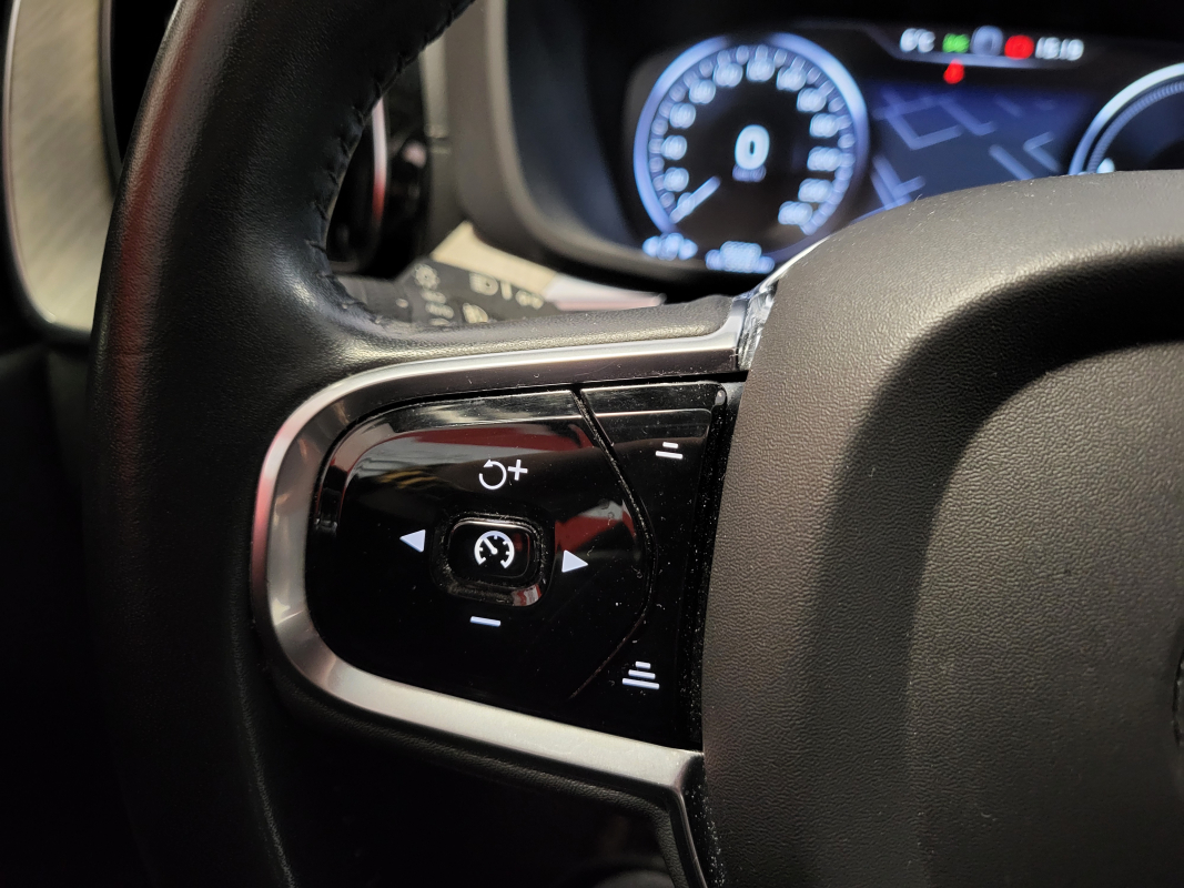 Volvo XC60 — 16
