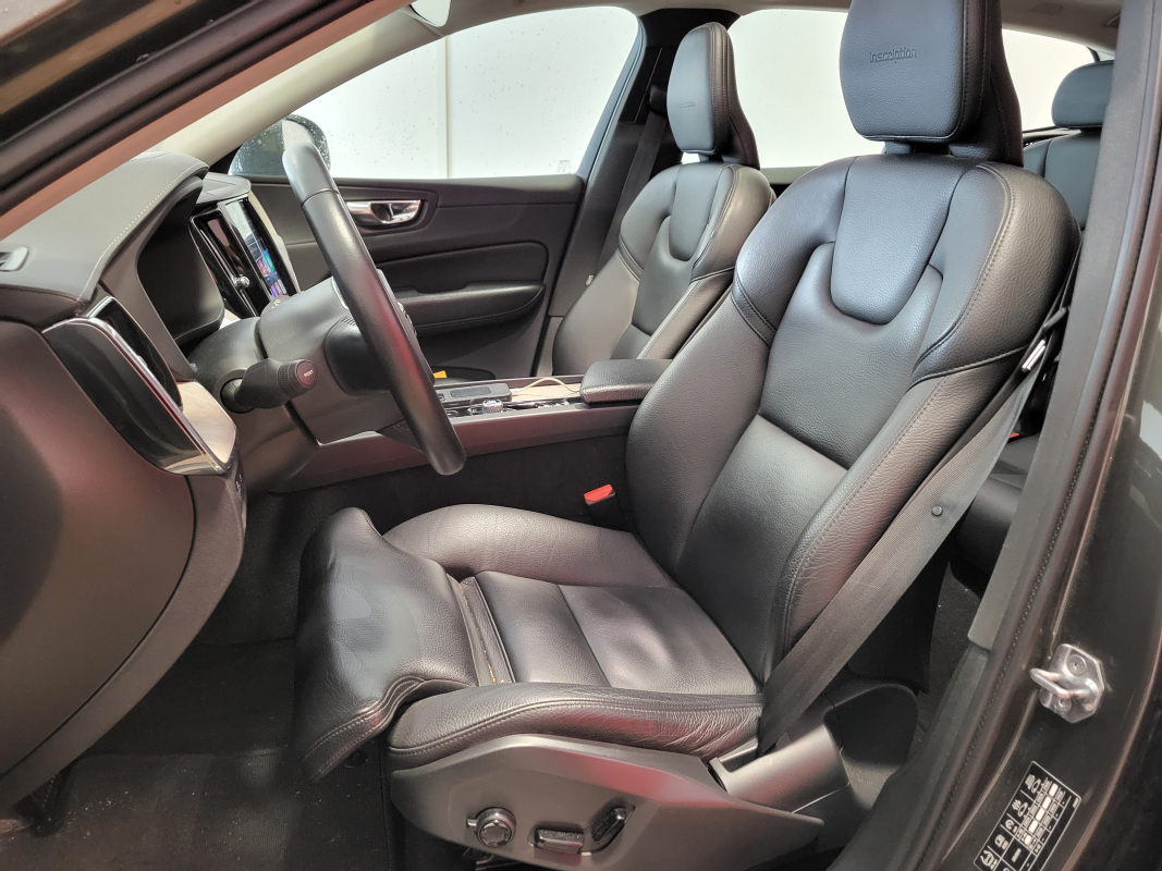 Volvo XC60 — 11