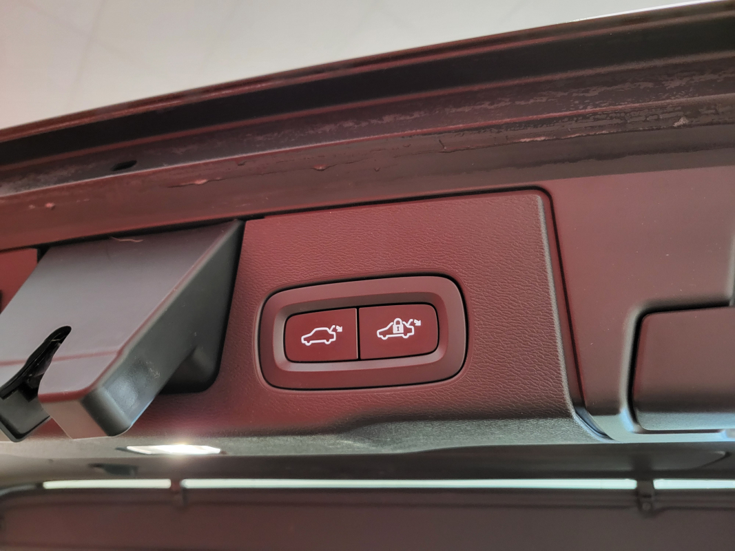 Volvo XC60 — 28