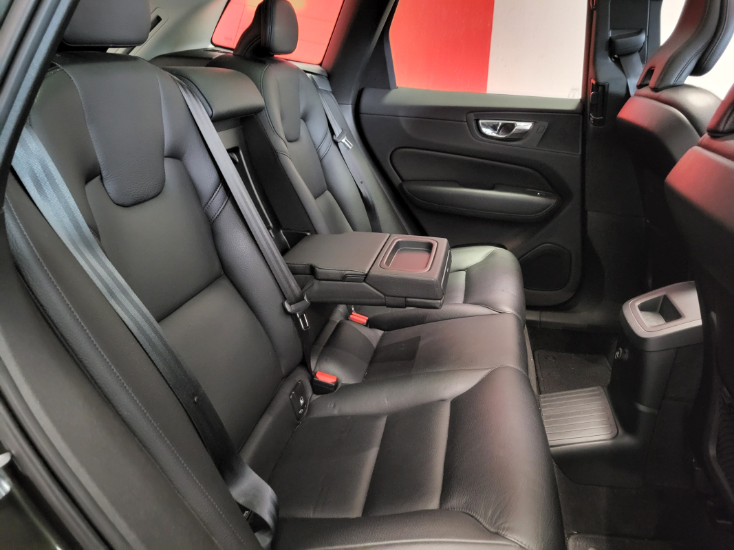 Volvo XC60 — 26