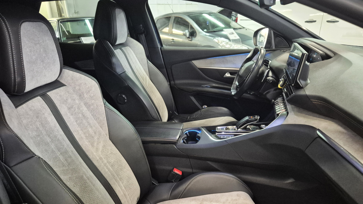 Peugeot 3008 — 11