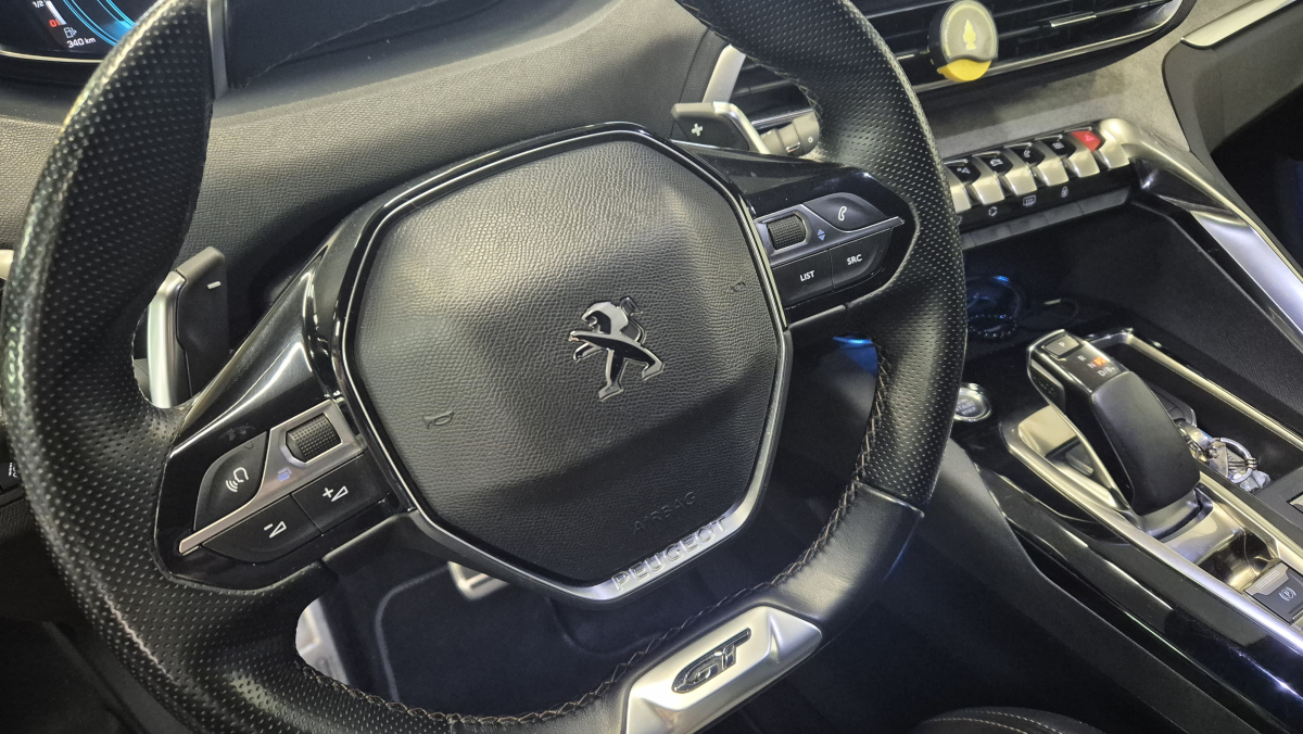 Peugeot 3008 — 16