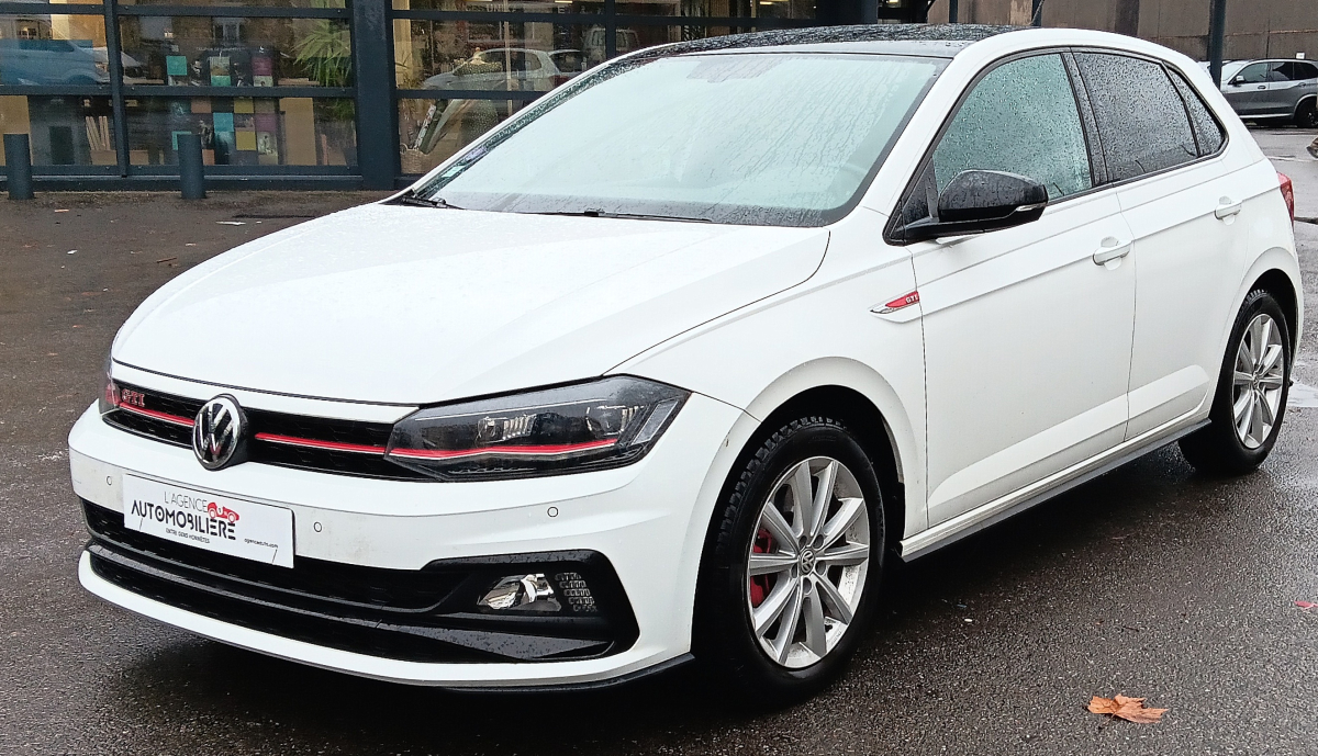 Volkswagen Polo — 3