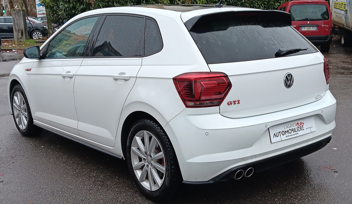 Volkswagen Polo — 6