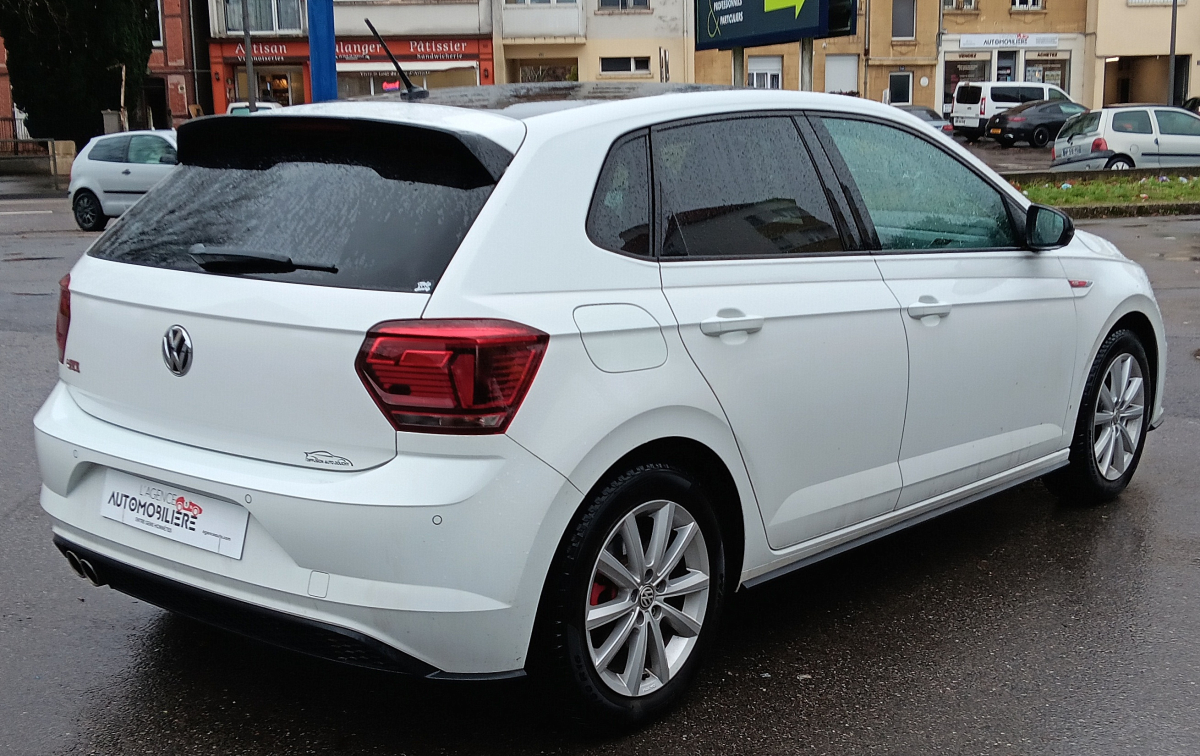 Volkswagen Polo — 4