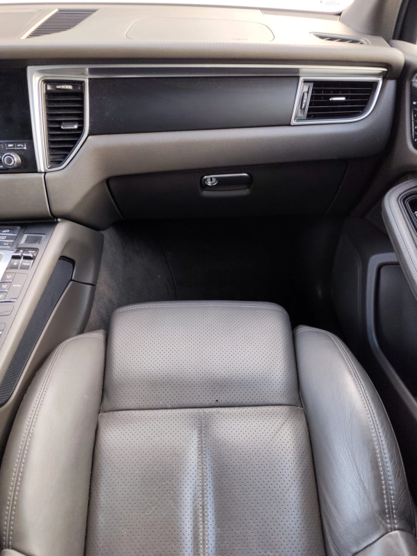 Porsche Macan — 20