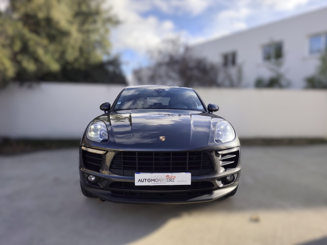 Porsche Macan — 8