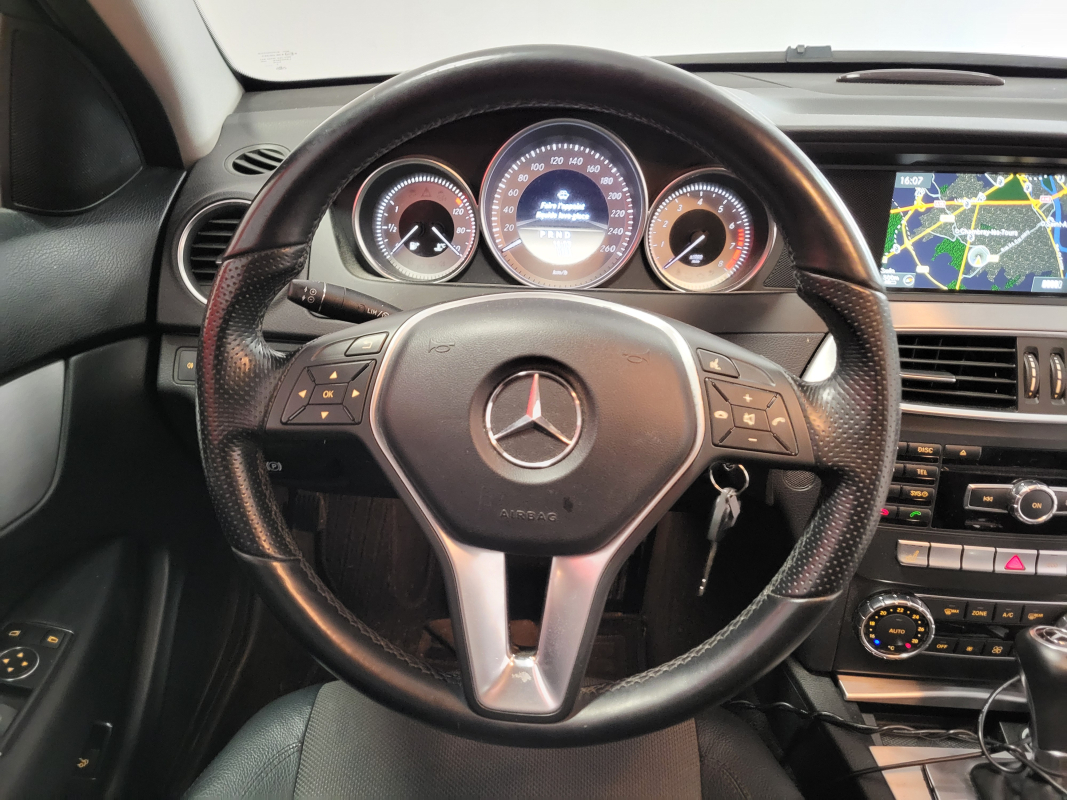 Mercedes Classe C — 12