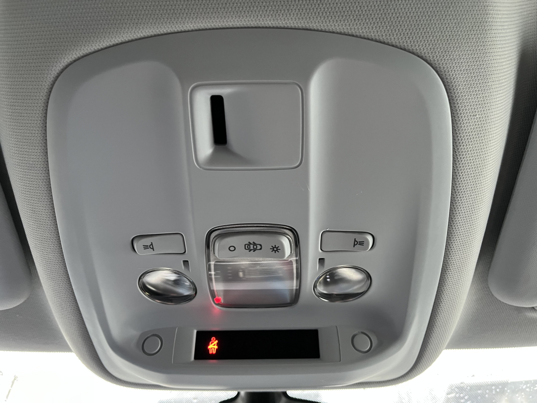 Peugeot 308 — 25