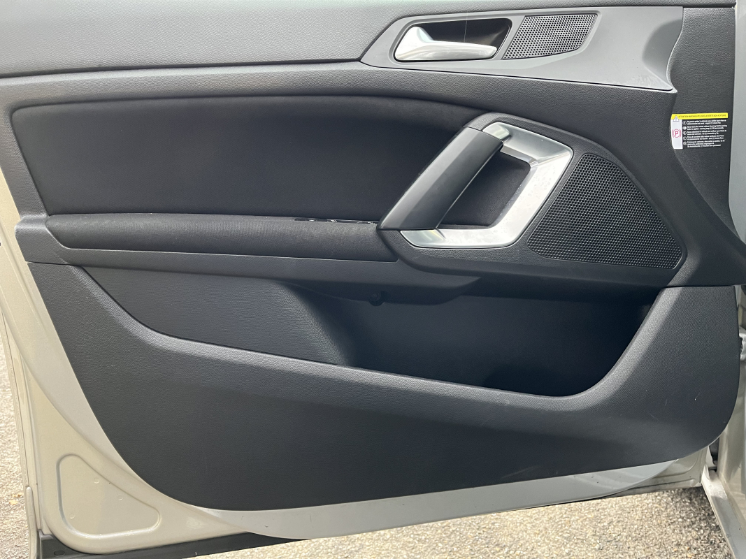 Peugeot 308 — 27