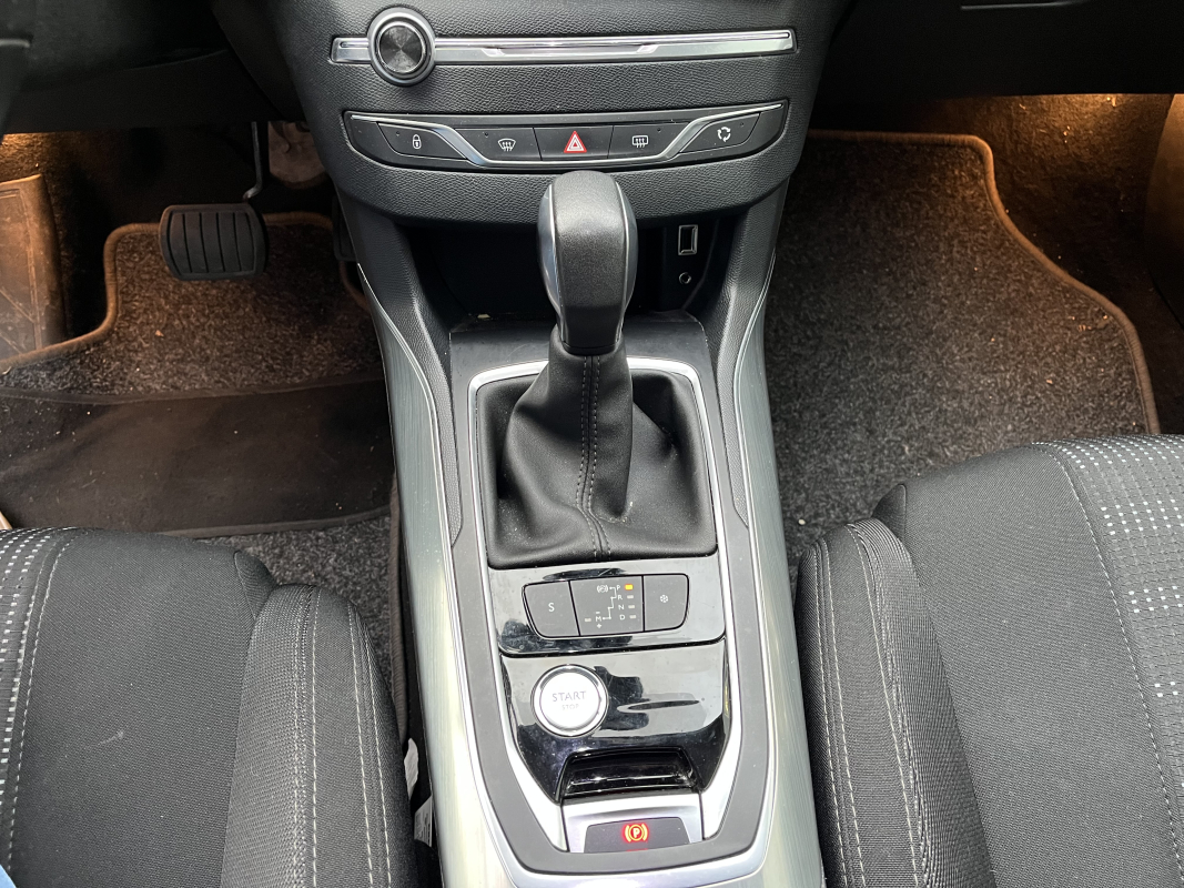 Peugeot 308 — 22