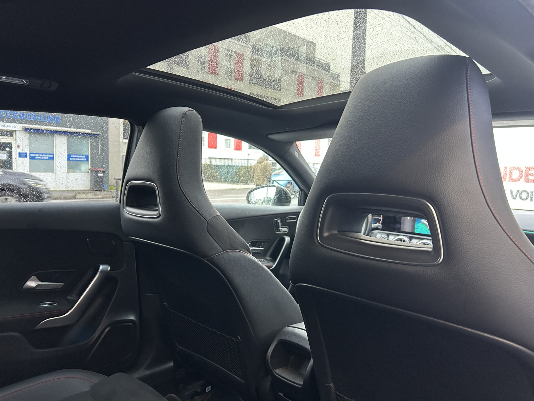 Mercedes Classe A — 17