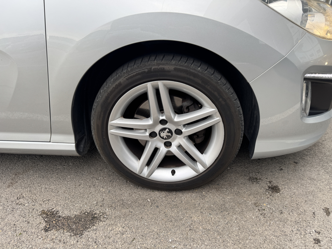 Peugeot 308 CC — 24