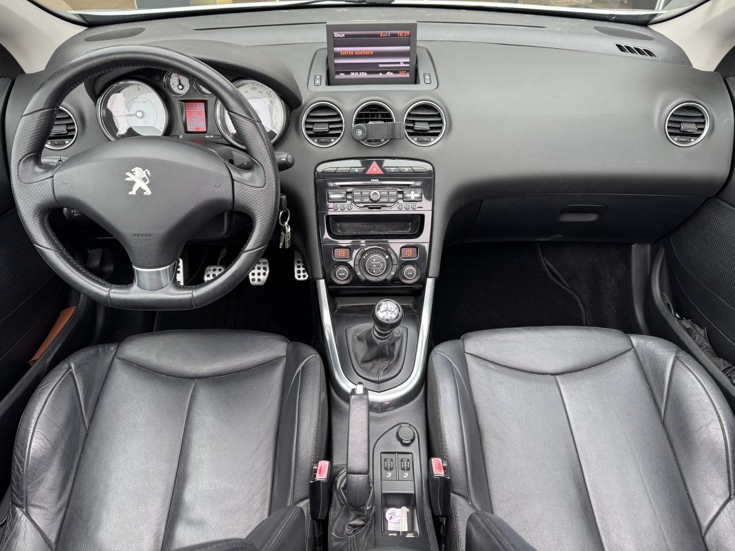 Peugeot 308 CC — 9