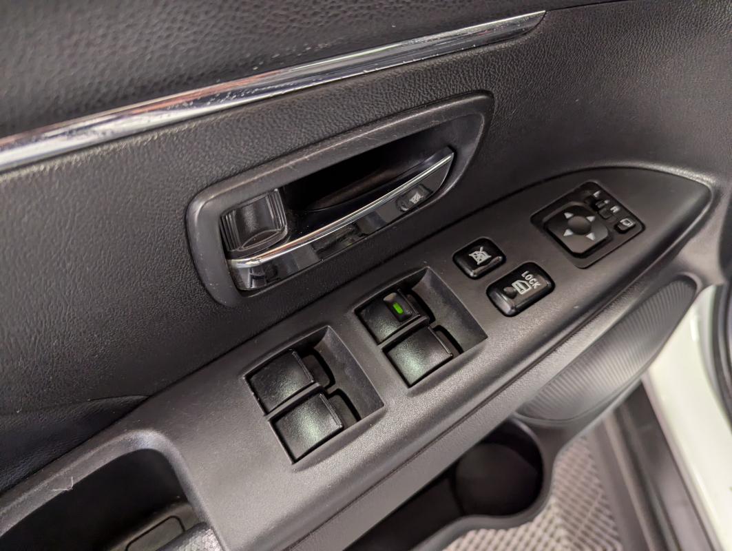 Mitsubishi ASX — 19