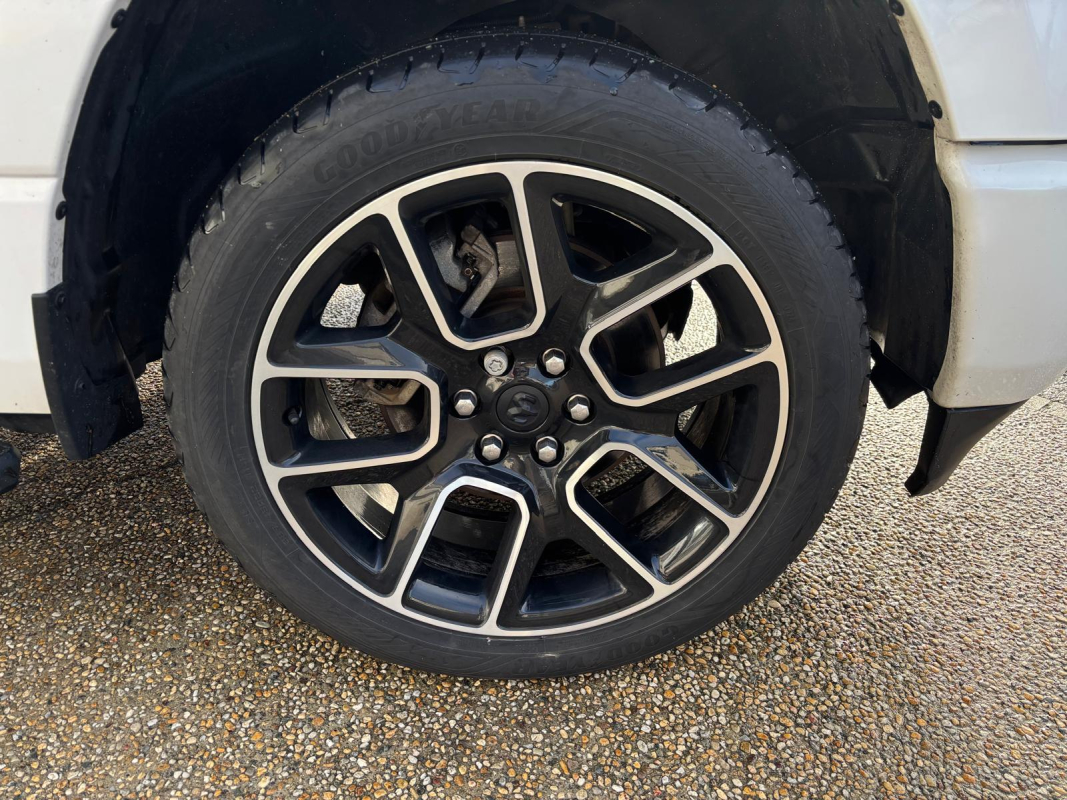 Dodge Ram — 20