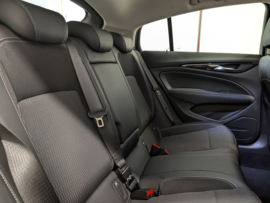 Opel Insignia — 16