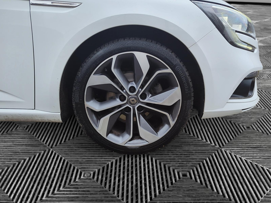 Renault Megane Estate — 20