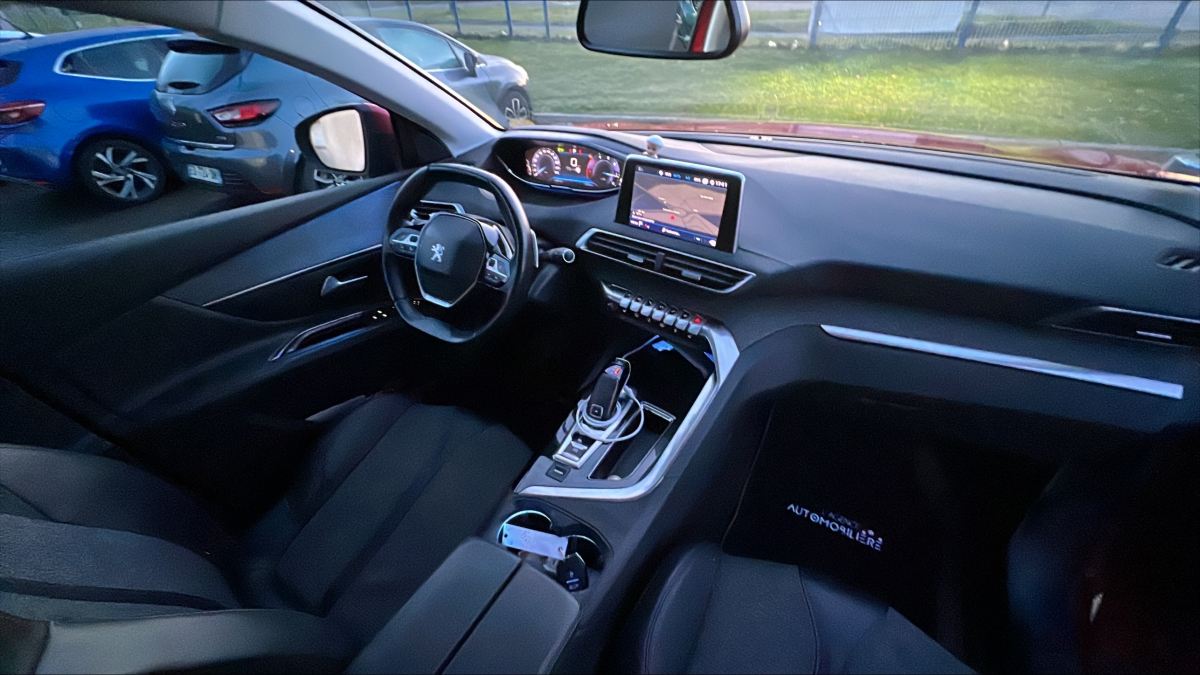 Peugeot 5008 — 18