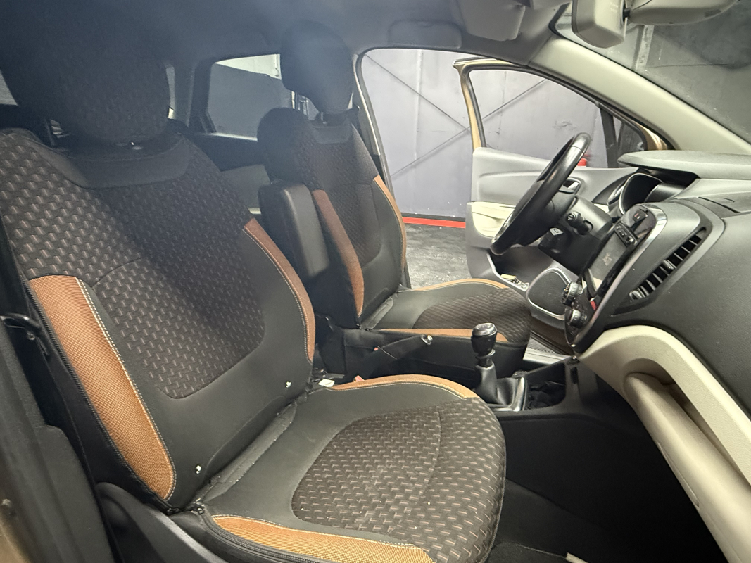 Renault Captur — 12