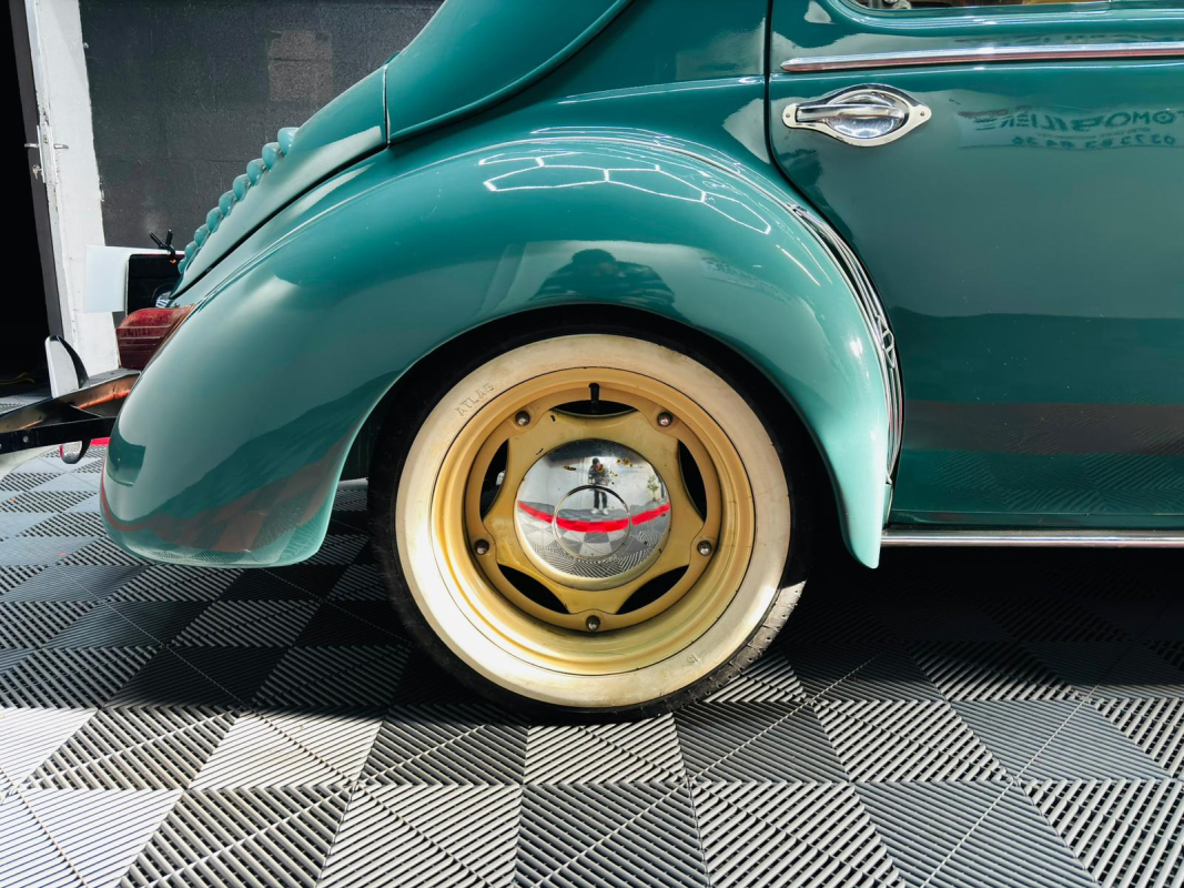 Renault 4 CV — 24