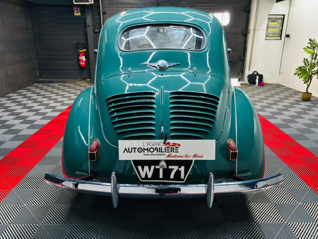 Renault 4 CV — 6