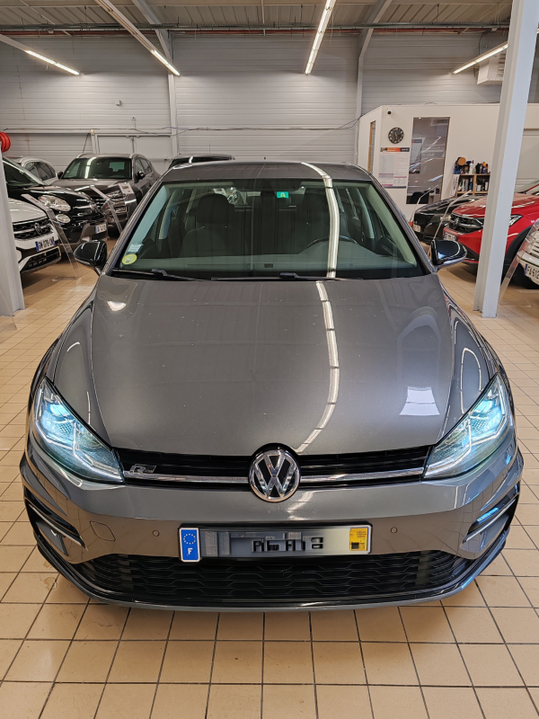Volkswagen Golf — 2