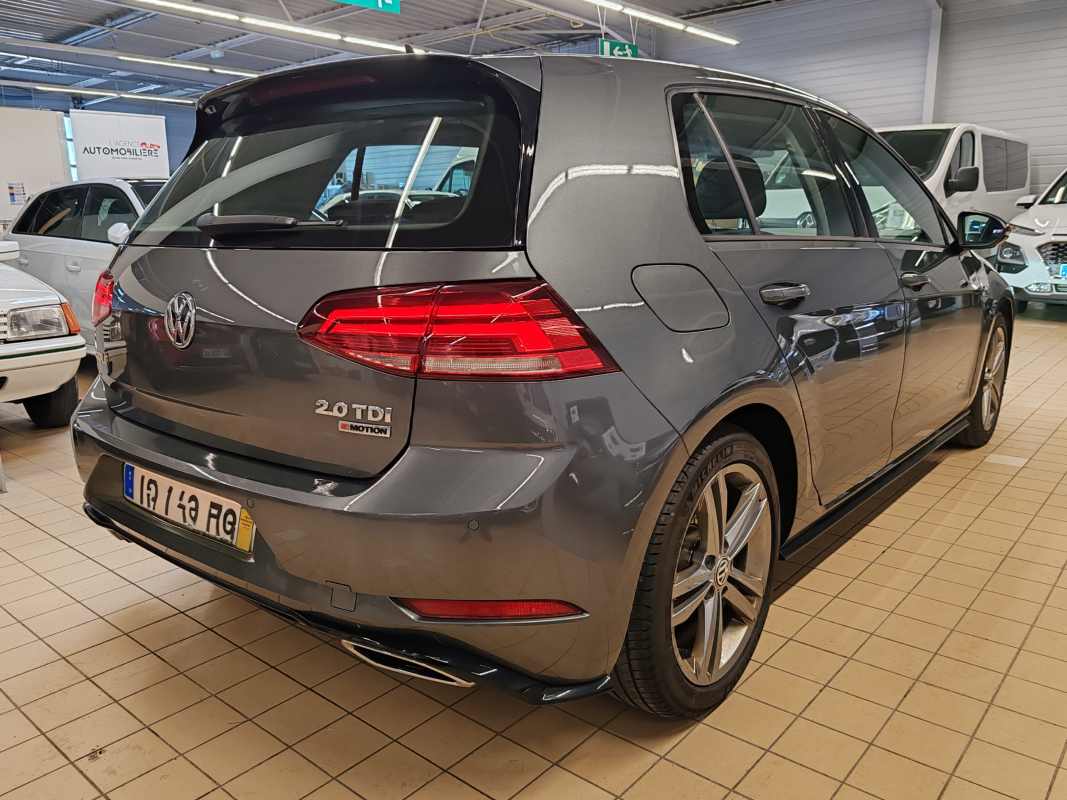 Volkswagen Golf — 6
