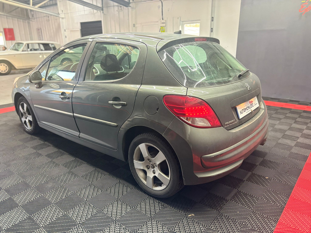 Peugeot 207 — 6