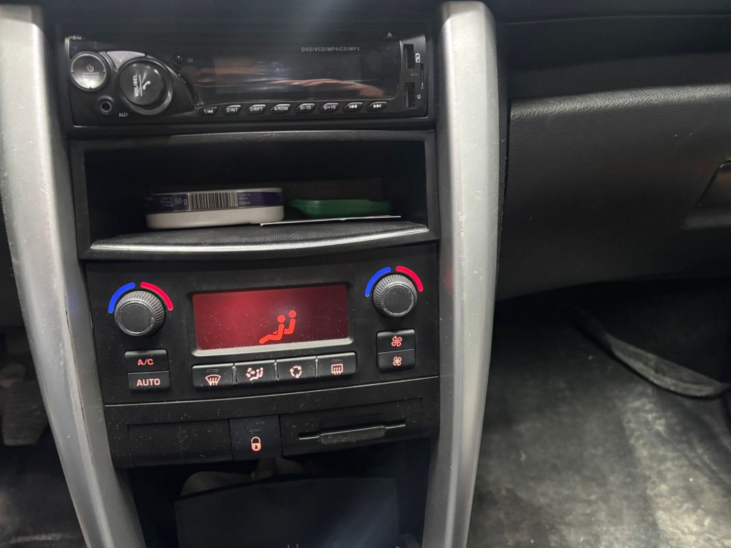 Peugeot 207 — 13