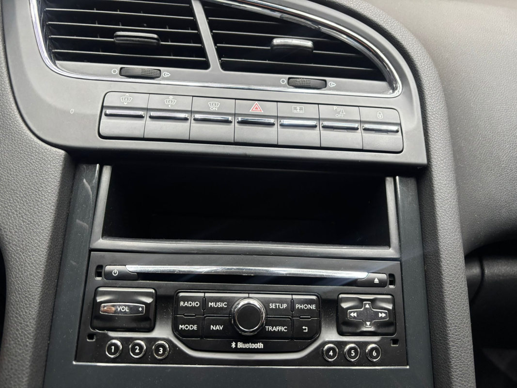 Peugeot 5008 — 20