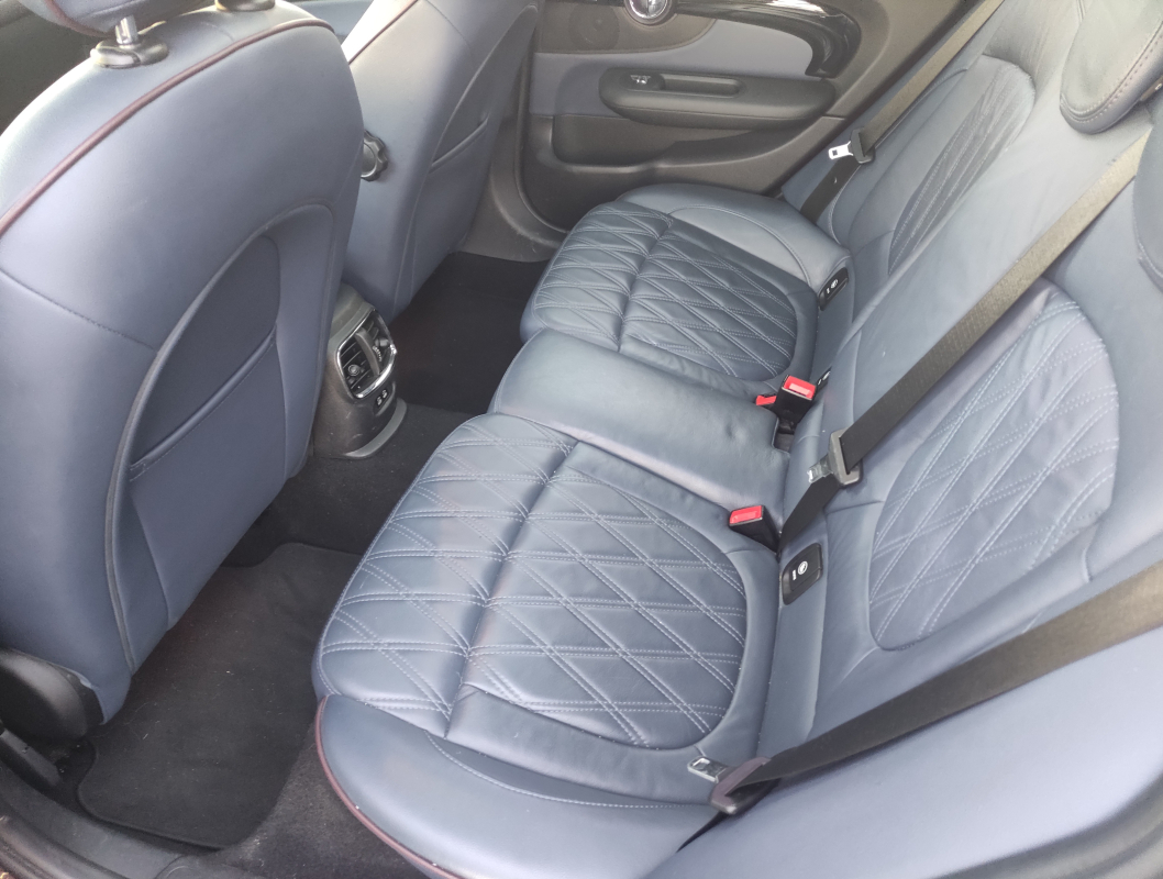 Mini Clubman — 19