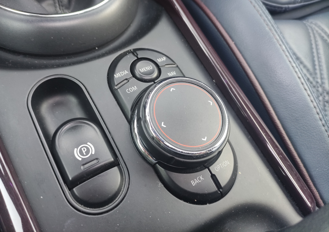 Mini Clubman — 26