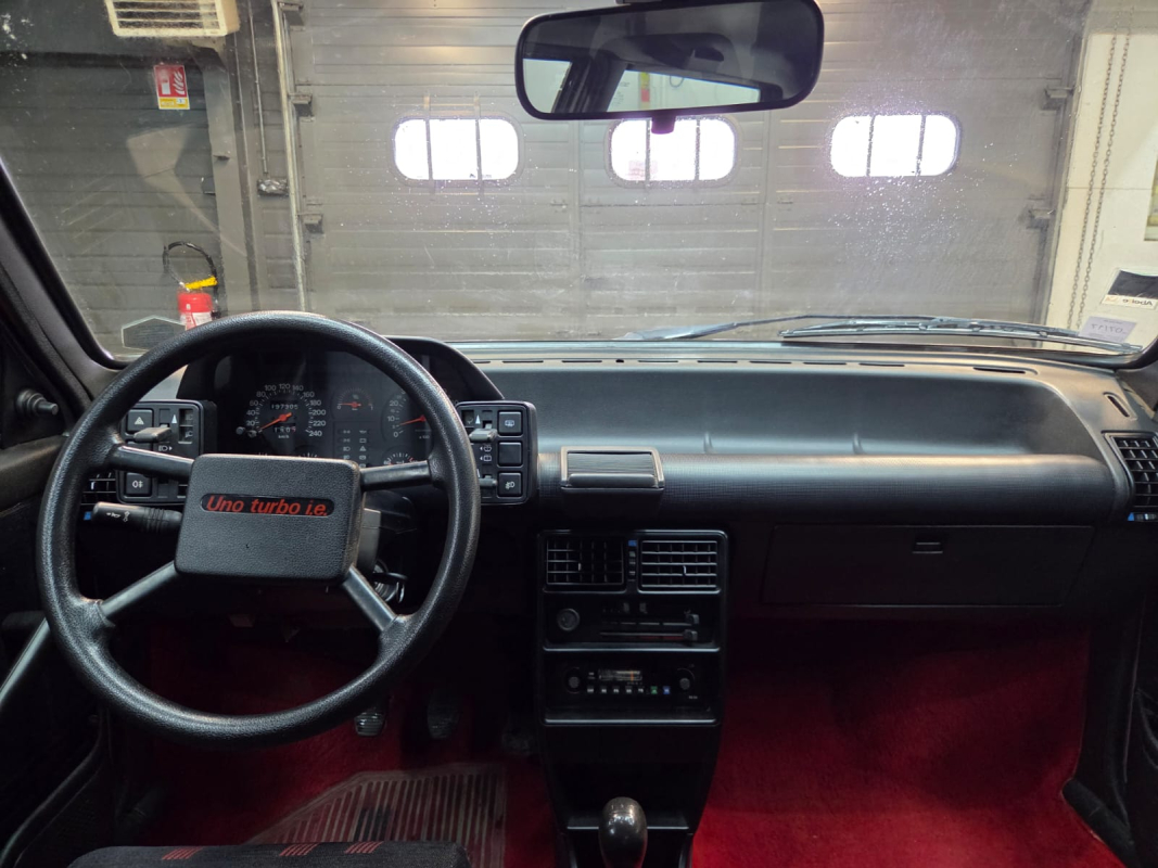 Fiat Uno — 14