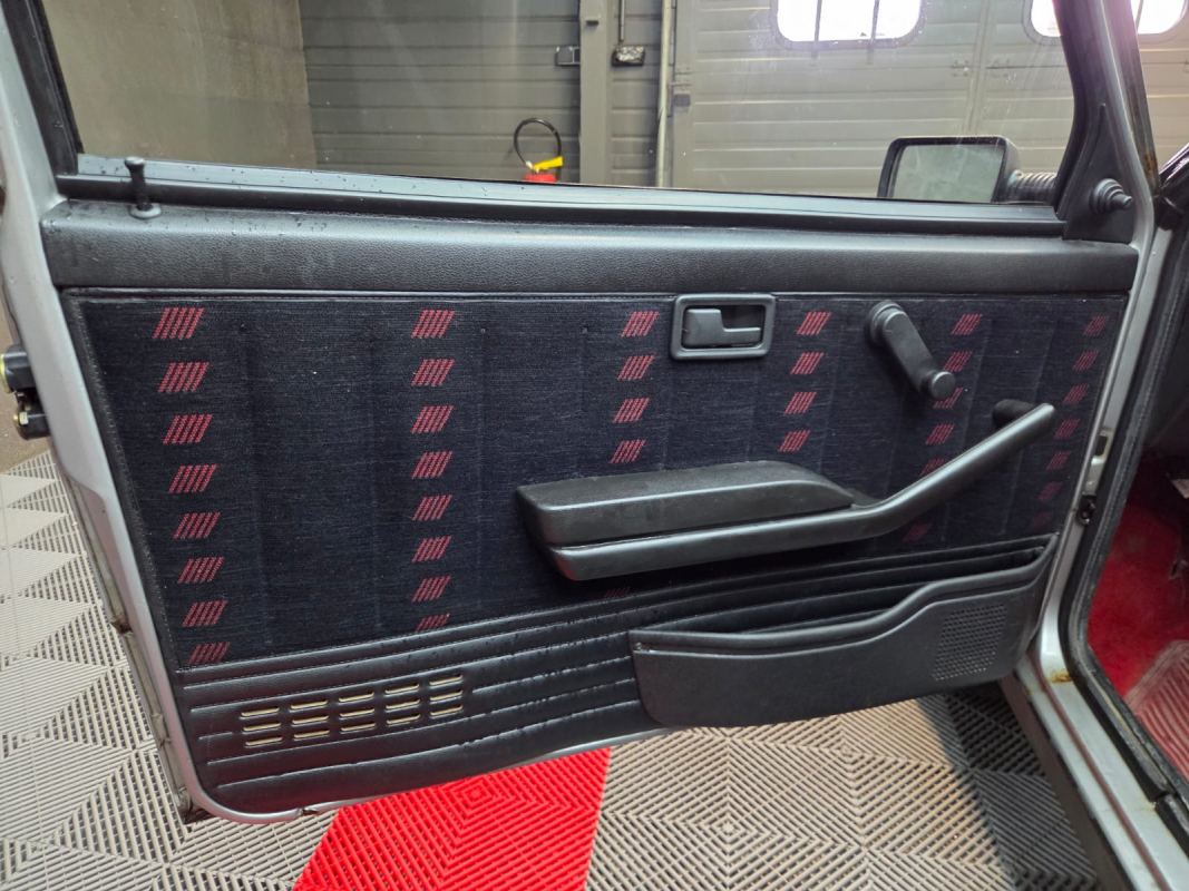 Fiat Uno — 10