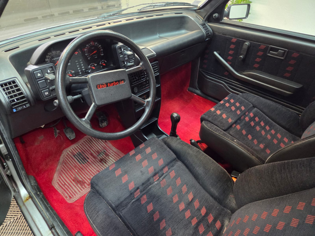 Fiat Uno — 11