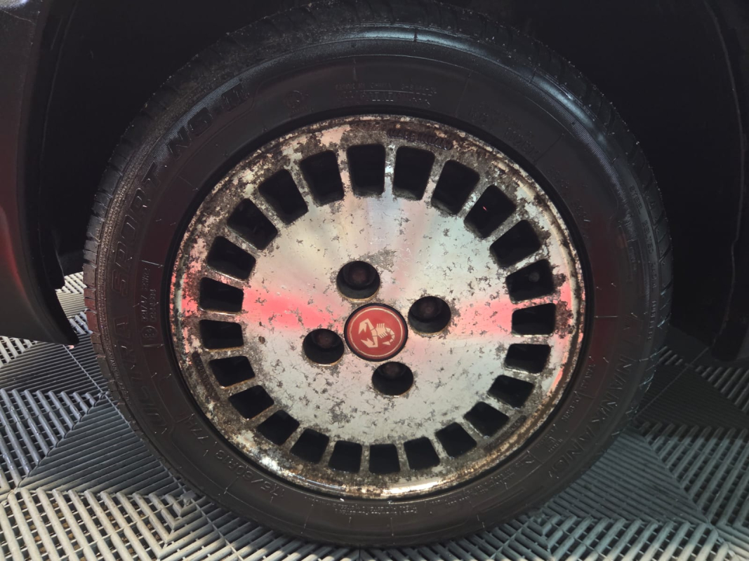 Fiat Uno — 26